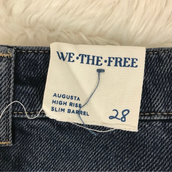 WE THE FREE Augusta High Rise Slim Barrel Jeans Size 28 Distressed Dark Wash New - Picture 12 of 16